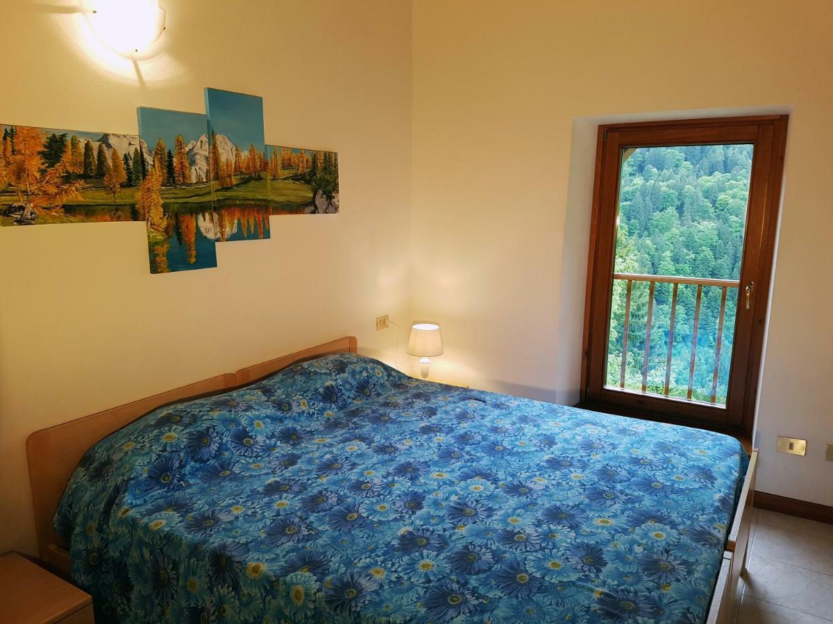 Paradiso Parolari Apartment *